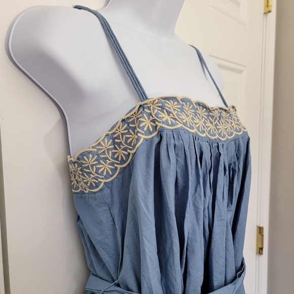 Banana Republic 100% Cotton Blue Cream Embroidered Sleeveless Full Fit Flare 8 - Picture 5 of 16